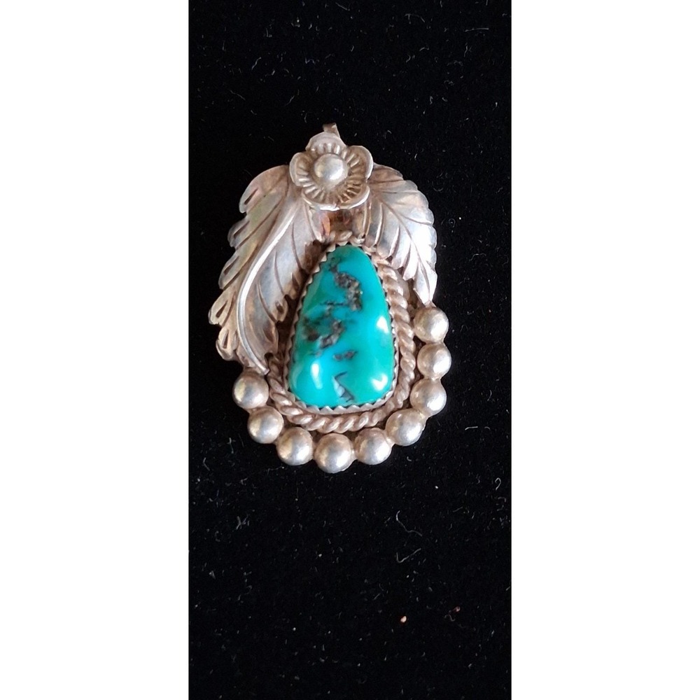 Vintage Native American Kingman Spiderweb Turquoise Sterling Silver Pendant